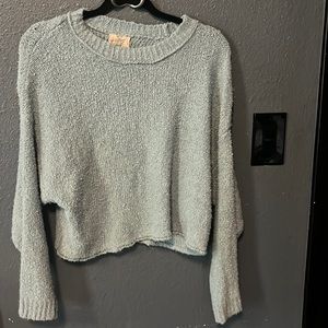 Crop fuzzy sweater